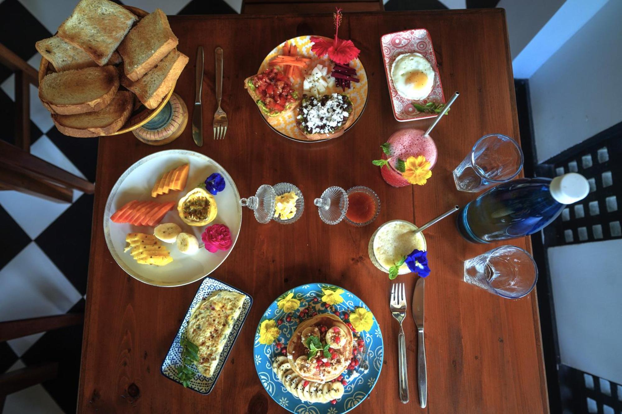 Casa Tharin Madiha Bed and Breakfast Ματάρα Εξωτερικό φωτογραφία